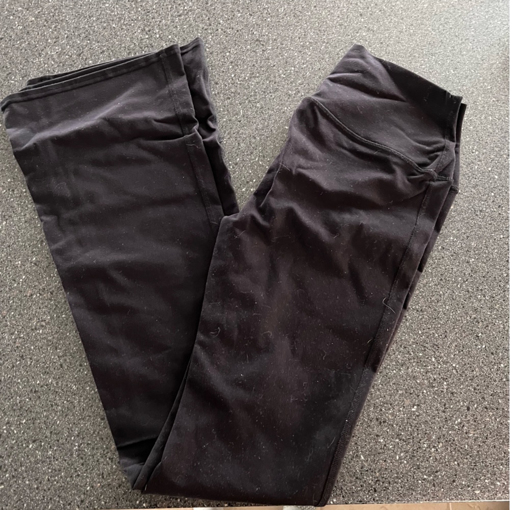 ALO Yoga Pants